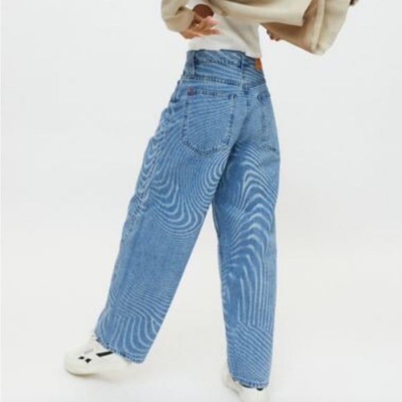 - BDG -Urban Outfitters | Jeans High Rise Extreme Baggy | MedWash w/Swirls… - Picture 1 of 7